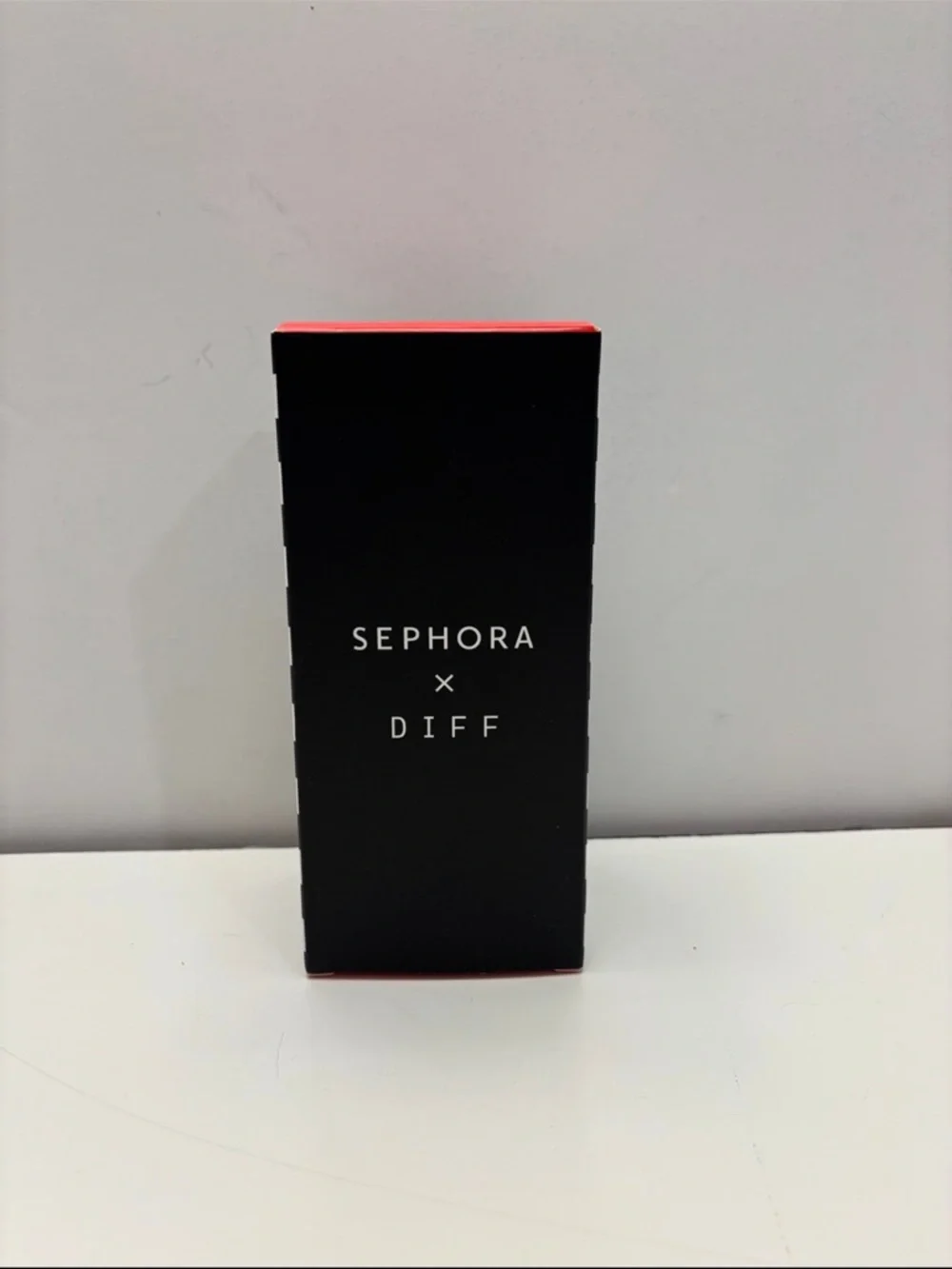 NEW Sephora x DIFF Indy Rectangular Sunglasses Includes travel case and cleaning